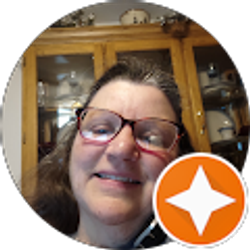 Profile photo of leslie stradinger flynn