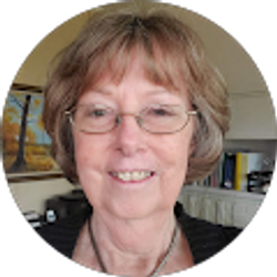 Profile photo of Carolyn Piper