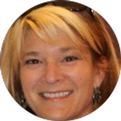 Profile photo of Betsy 0325