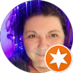 Profile photo of Heather Seashols