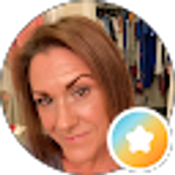 Profile photo of Lisa Collins