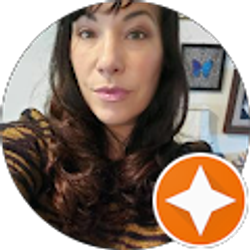 Profile photo of Sarah Thiede