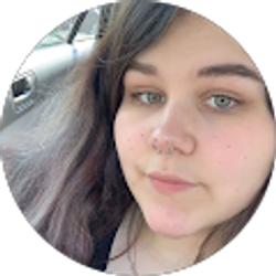 Profile photo of Robyn Hart