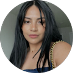 Profile photo of Alejandra Aleman