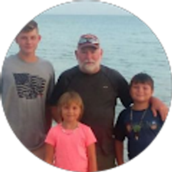 Profile photo of Bernie Sinclair