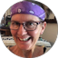 Profile photo of Leslie Romak