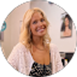 Profile photo of Julia Craig