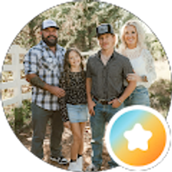 Profile photo of Heidee Cross