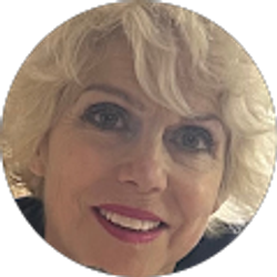 Profile photo of leesa lee