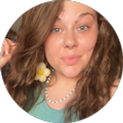 Profile photo of Nina Horton