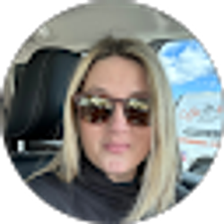 Profile photo of Kelly Gray