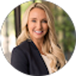 Profile photo of Sarah Topal