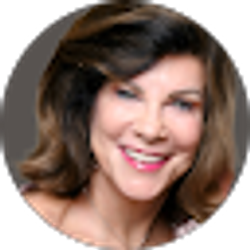 Profile photo of Linda Toth