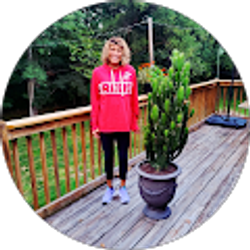 Profile photo of Laura Barnes