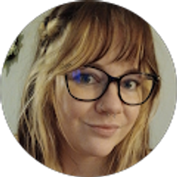 Profile photo of Erin Andrews