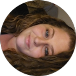 Profile photo of Ashley R