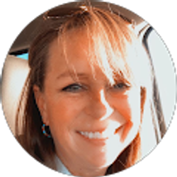 Profile photo of Kelly Daniel