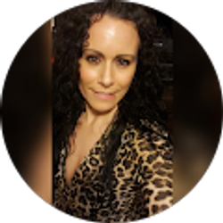 Profile photo of Jennifer Hunter