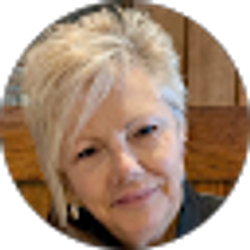 Profile photo of Caryn Petross