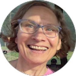 Profile photo of Mia Dyson