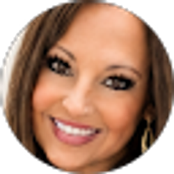 Profile photo of Stephanie Clowers