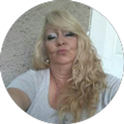 Profile photo of Kathy Henry