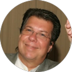 Profile photo of Omar Mendez