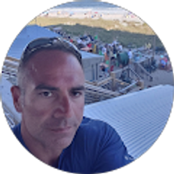 Profile photo of Daniel Priest