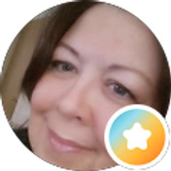 Profile photo of Elaine Holding