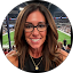 Profile photo of Jenny Meyer