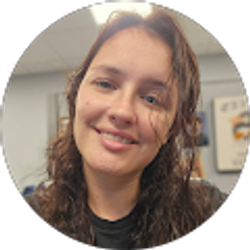 Profile photo of Laura Caseldine