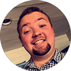 Profile photo of Riley Shine