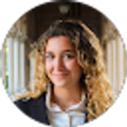 Profile photo of Maria Sangirardi Lima