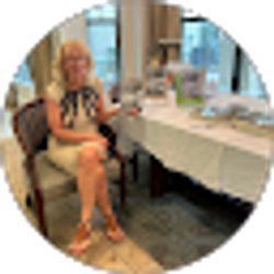 Profile photo of Nina Danoff