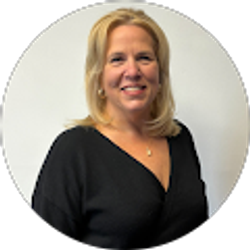 Profile photo of Janine