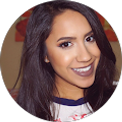 Profile photo of Naomi Iniguez