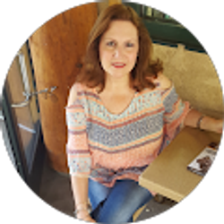 Profile photo of Leanne Tierney