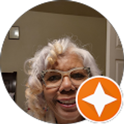 Profile photo of Liz Hanley