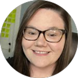 Profile photo of Demi Thomas