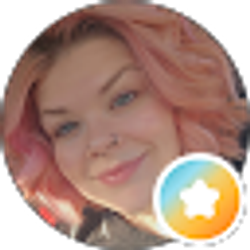 Profile photo of Shelby Holloway