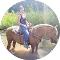 Profile photo of Ariel Dean