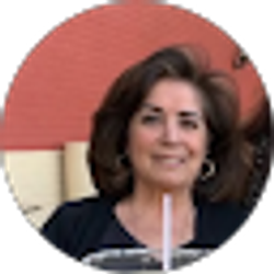 Profile photo of Laila Mansur