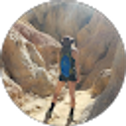 Profile photo of Lindsey Bennett