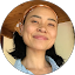 Profile photo of Deanna Hong