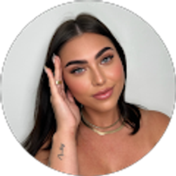 Profile photo of Sydney Jones