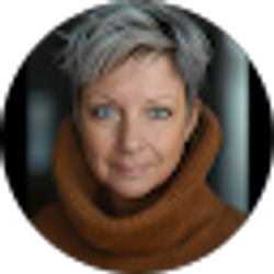 Profile photo of Valerie Reinsmith