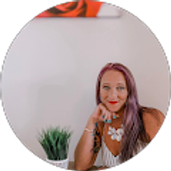 Profile photo of Amber Jaouni