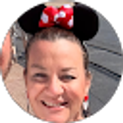 Profile photo of Rachel Ohalek