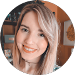 Profile photo of Natalie Bee