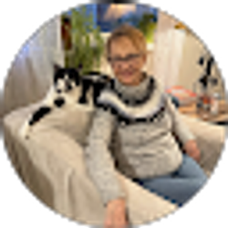 Profile photo of Naomi Hatch